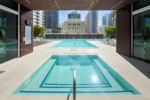 Copropriété à louer à Miami, Floride: 1 chambre, 84.08 m2 № 2430046 - photo 17