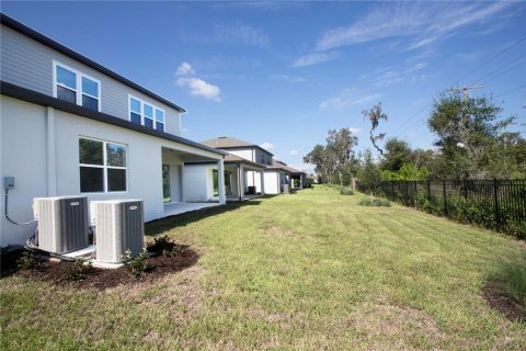 Villa ou maison à louer à Riverview, Floride: 5 chambres, 336.03 m2 № 1793124 - photo 5