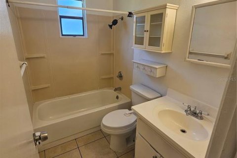 Apartamento en alquiler en Homosassa, Florida, 2 dormitorios, 71.35 m2 № 1905545 - foto 15