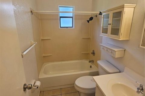 Apartamento en alquiler en Homosassa, Florida, 2 dormitorios, 71.35 m2 № 1905545 - foto 14