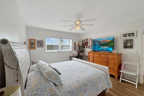 Copropriété à vendre à Hollywood, Floride: 1 chambre, 66.89 m2 № 1944917 - photo 8