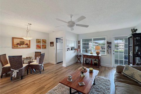 Copropriété à vendre à Hollywood, Floride: 1 chambre, 66.89 m2 № 1944917 - photo 4