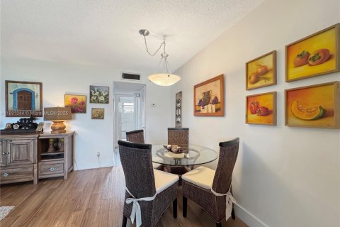 Copropriété à vendre à Hollywood, Floride: 1 chambre, 66.89 m2 № 1944917 - photo 6