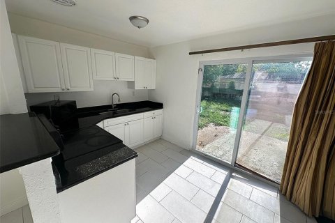 Casa en alquiler en Tampa, Florida, 3 dormitorios, 106.37 m2 № 1915885 - foto 18