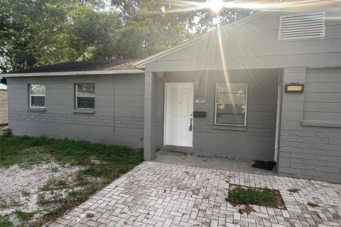 Casa en alquiler en Tampa, Florida, 3 dormitorios, 106.37 m2 № 1915885 - foto 2