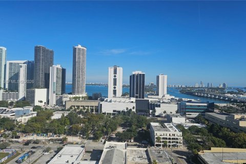 Купить кондоминиум в Майами, Флорида 54.63м2, № 1997527 - фото 7