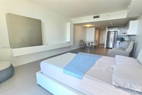 Купить кондоминиум в Майами, Флорида 54.63м2, № 1997527 - фото 21