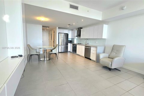 Купить кондоминиум в Майами, Флорида 54.63м2, № 1997527 - фото 18