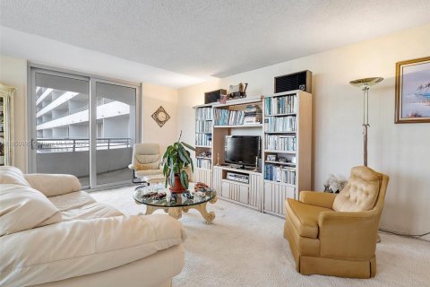 Condominio en venta en Miami Beach, Florida, 1 dormitorio, 84.73 m2 № 1855254 - foto 4