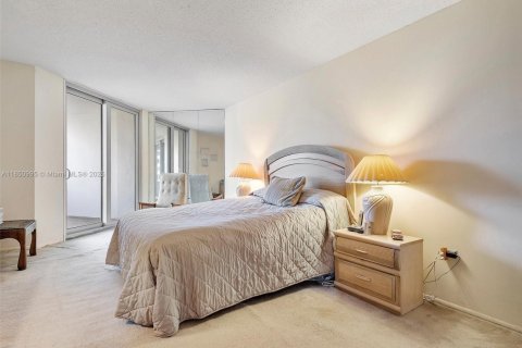 Condominio en venta en Miami Beach, Florida, 1 dormitorio, 84.73 m2 № 1855254 - foto 11