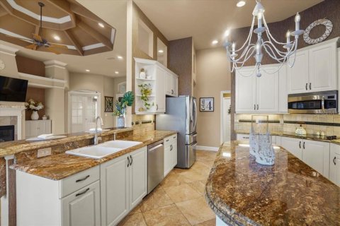 Villa ou maison à vendre à Port Orange, Floride: 4 chambres, 290.41 m2 № 2403114 - photo 13