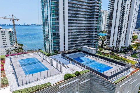 Copropriété à vendre à Miami, Floride: 2 chambres, 121.79 m2 № 2042134 - photo 29