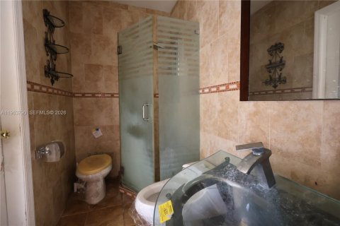 Villa ou maison à vendre à Miami, Floride: 4 chambres, 168.62 m2 № 2025368 - photo 19