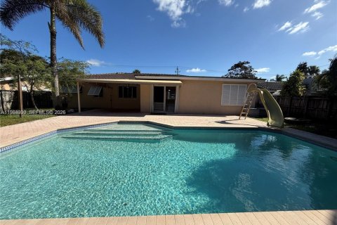 House in Fort Lauderdale, Florida 3 bedrooms, 191.01 sq.m. № 2030922 - photo 30
