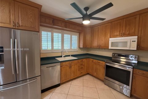 House in Fort Lauderdale, Florida 3 bedrooms, 191.01 sq.m. № 2030922 - photo 26