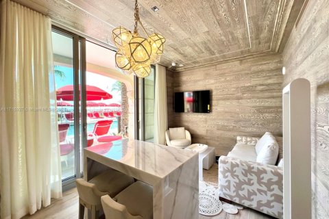 Condo in Sunny Isles Beach, Florida  № 1764960 - photo 4