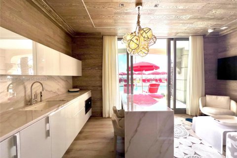 Condo in Sunny Isles Beach, Florida  № 1764960 - photo 3