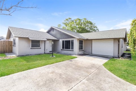Casa en Port Richey, Florida 3 dormitorios, 136.94 m2 № 2114922