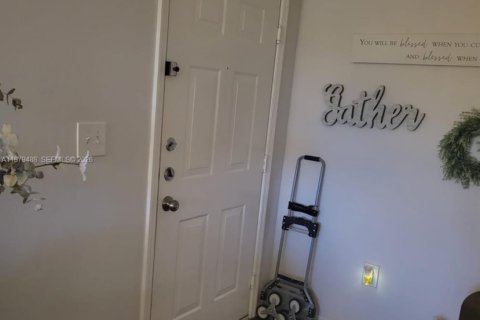 Купить кондоминиум в Пемброк-Пайнс, Флорида 2 спальни, № 2046231 - фото 7