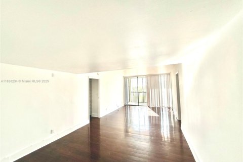 Снять в аренду квартиру в Авентура, Флорида 2 спальни, 105.72м2, № 1963166 - фото 20