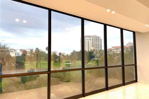 Снять в аренду квартиру в Авентура, Флорида 2 спальни, 105.72м2, № 1963166 - фото 7