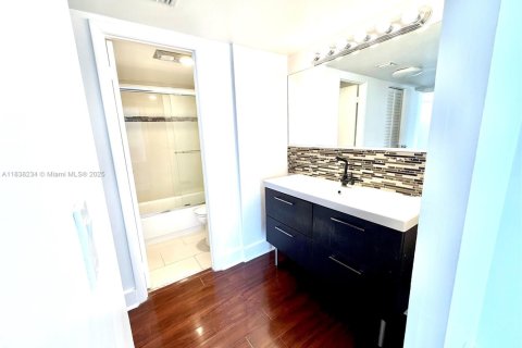 Снять в аренду квартиру в Авентура, Флорида 2 спальни, 105.72м2, № 1963166 - фото 22