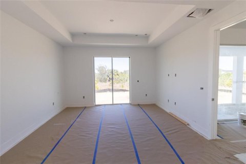 House in Port Charlotte, Florida 3 bedrooms, 189.71 sq.m. № 1526723 - photo 6