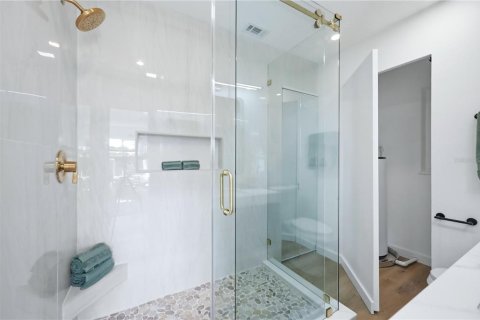 Villa ou maison à vendre à Sarasota, Floride: 3 chambres, 94.2 m2 № 2290569 - photo 24