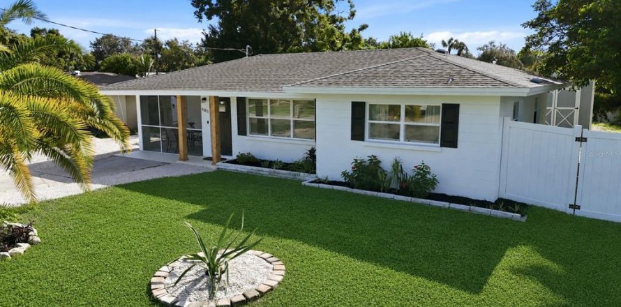 Villa ou maison à Sarasota, Floride 3 chambres, 94.2 m2 № 2290569