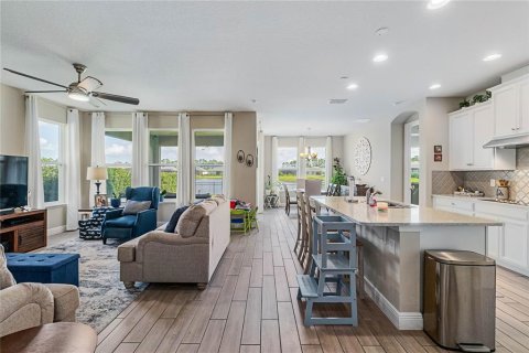 Casa en venta en New Smyrna Beach, Florida, 4 dormitorios, 196.49 m2 № 1533325 - foto 8