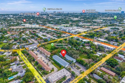 Купить коммерческую недвижимость в Форт-Лодердейл, Флорида № 2034261 - фото 25