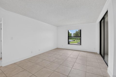 Condo in Boca Raton, Florida, 2 bedrooms № 2246328 - photo 6