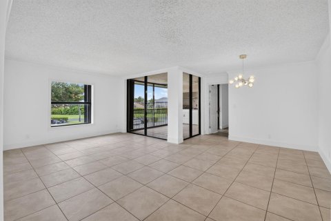Condo in Boca Raton, Florida, 2 bedrooms № 2246328 - photo 4