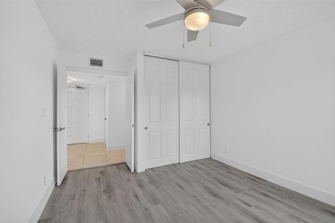 Condo in Boca Raton, Florida, 2 bedrooms № 2246328 - photo 18