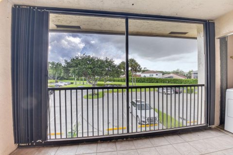Condo in Boca Raton, Florida, 2 bedrooms № 2246328 - photo 24
