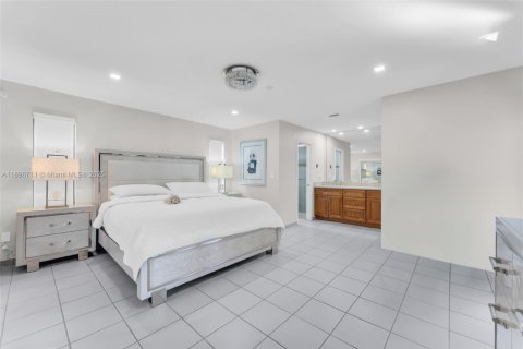 Casa en alquiler en Miami, Florida, 4 dormitorios, 192.03 m2 № 2012130 - foto 8