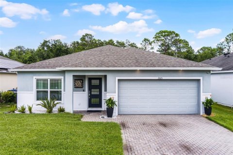 House in Kissimmee, Florida 4 bedrooms, 183.3 sq.m. № 1833428 - photo 1