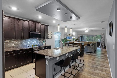 House in Kissimmee, Florida 4 bedrooms, 183.3 sq.m. № 1833428 - photo 7