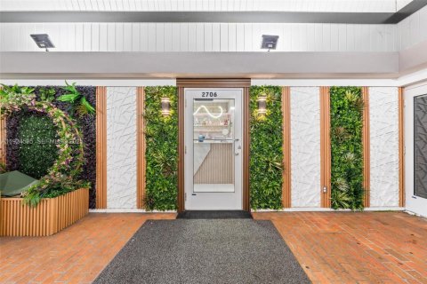 Propiedad comercial en venta en Miami, Florida № 1983836 - foto 21