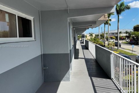 Снять в аренду кондоминиум в Суитуотер, Флорида 2 спальни, 72м2, № 1951702 - фото 15