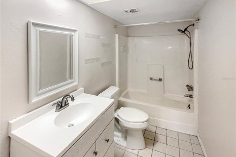 Copropriété à vendre à Clearwater, Floride: 3 chambres, 106.37 m2 № 1538819 - photo 13