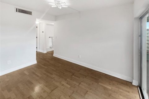 Copropriété à vendre à Clearwater, Floride: 3 chambres, 106.37 m2 № 1538819 - photo 18