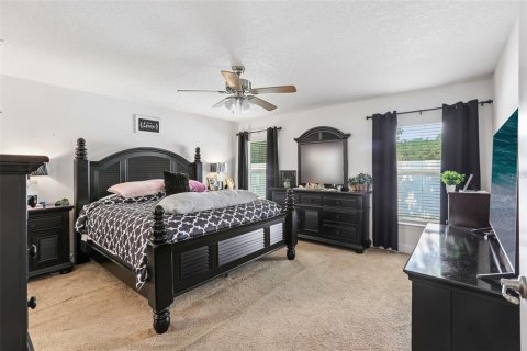House in Hudson, Florida 4 bedrooms, 205.96 sq.m. № 2302693 - photo 23