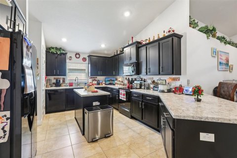 House in Hudson, Florida 4 bedrooms, 205.96 sq.m. № 2302693 - photo 20