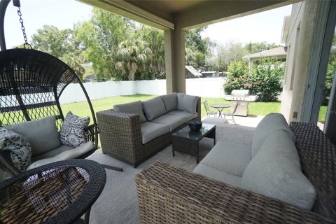 House in Tampa, Florida 4 bedrooms, 220.92 sq.m. № 2209774 - photo 6