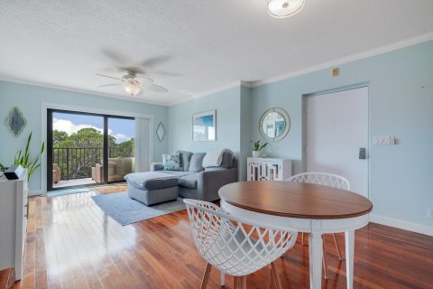 Condominio en venta en Fort Lauderdale, Florida, 3 dormitorios, 95.22 m2 № 2412240 - foto 2