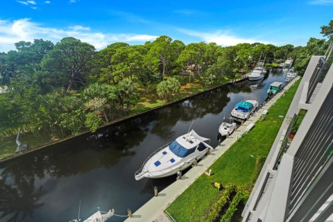 Condominio en venta en Fort Lauderdale, Florida, 3 dormitorios, 95.22 m2 № 2412240 - foto 23