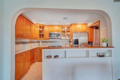 Condominio en venta en Fort Lauderdale, Florida, 3 dormitorios, 95.22 m2 № 2412240 - foto 10