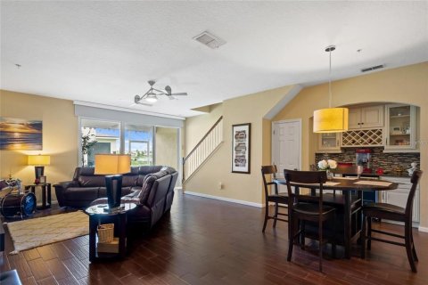 Adosado en alquiler en Kissimmee, Florida, 3 dormitorios, 187.01 m2 № 1883598 - foto 5