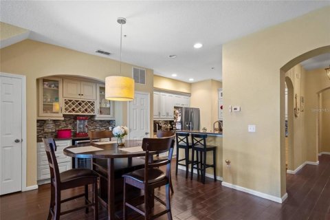 Adosado en alquiler en Kissimmee, Florida, 3 dormitorios, 187.01 m2 № 1883598 - foto 6